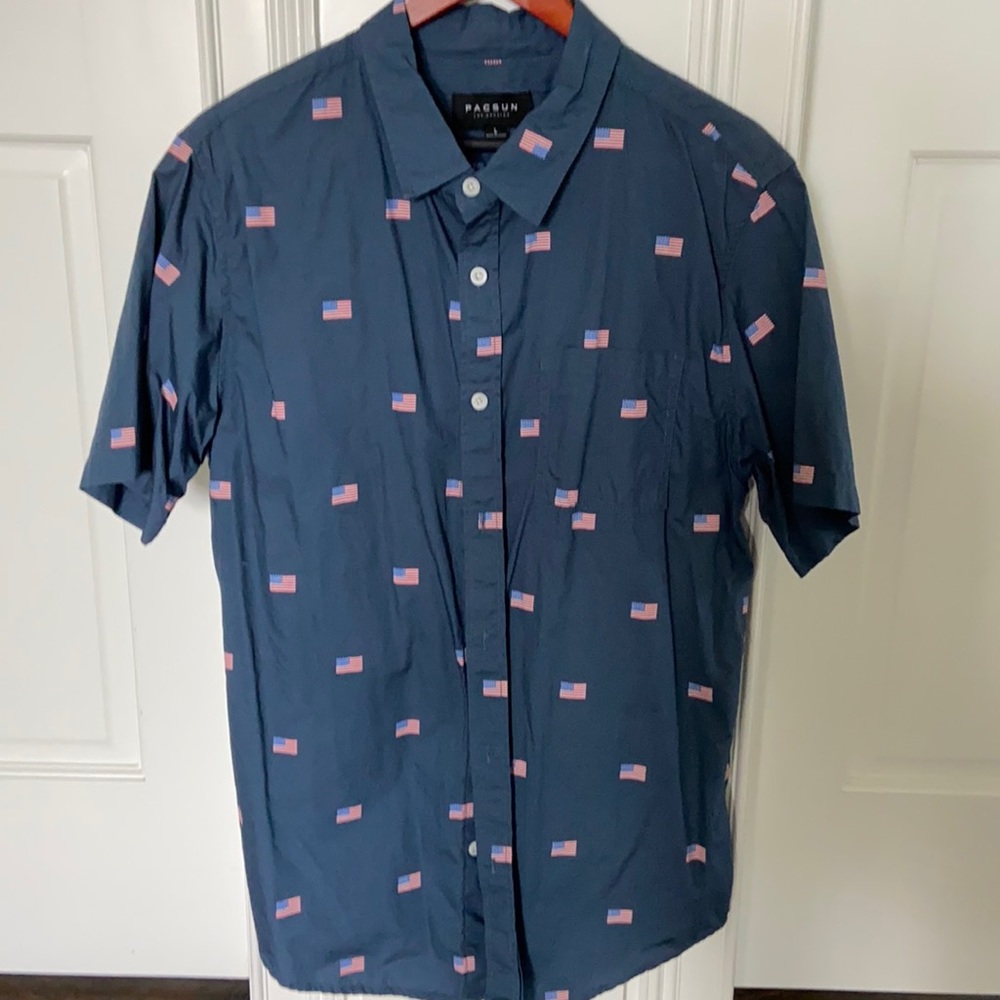 PACSUN flag shirt